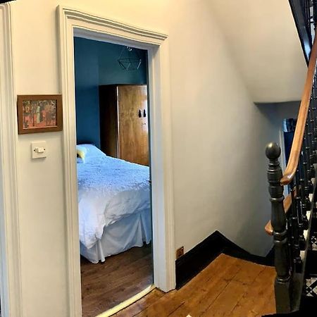 Chic Townhouse Near Tunnels Beaches אילפרקומב מראה חיצוני תמונה