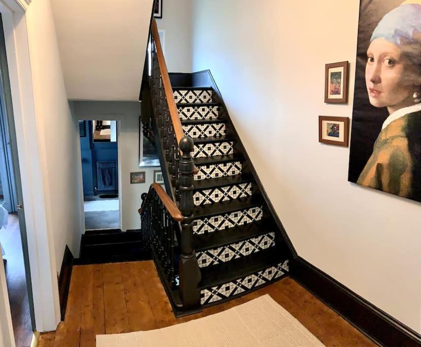 Chic Townhouse Near Tunnels Beaches אילפרקומב מראה חיצוני תמונה